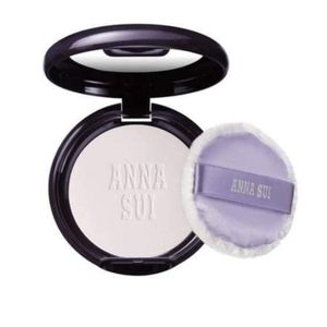 Anna Sui Brightening Powder